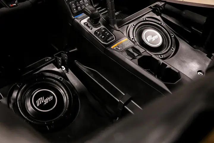 UTV STEREO EMPTY SUB ENCLOSURES MAVERICK R - Image 4
