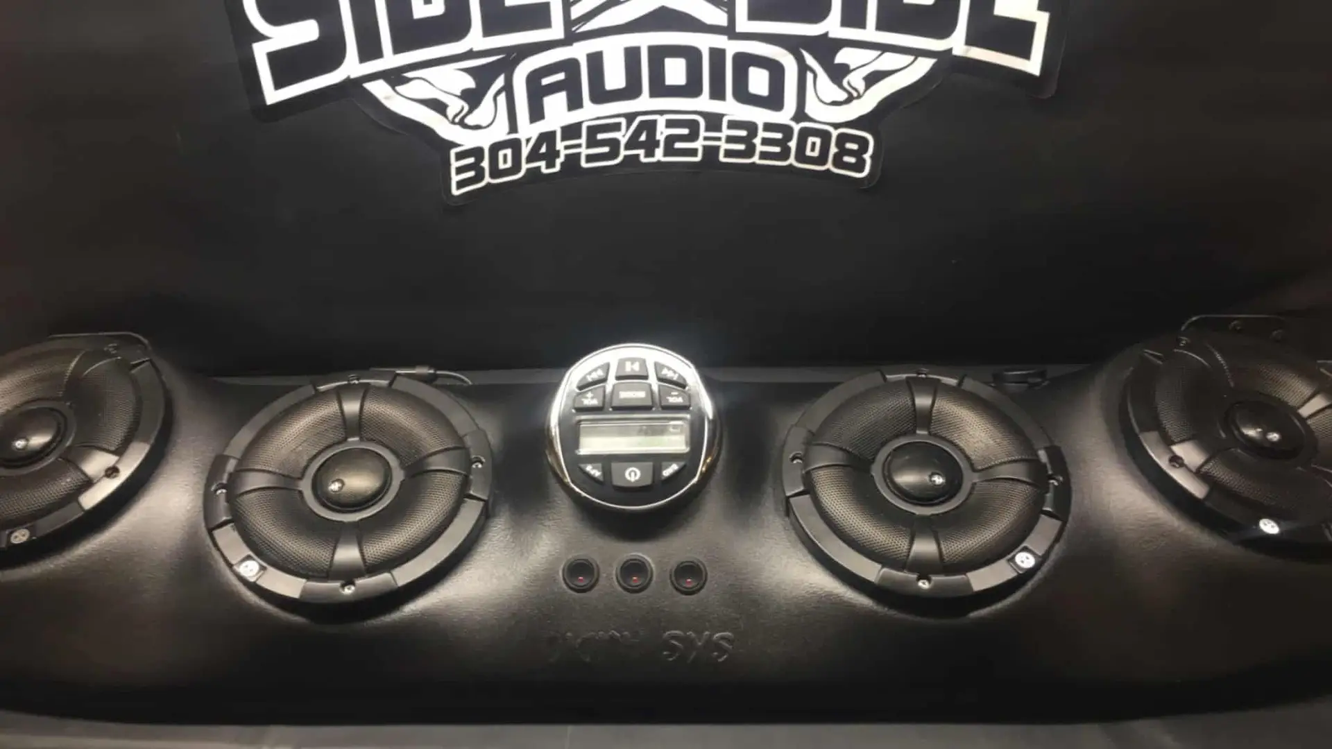 4 SPEAKER SYSTEM (COMMANDER/MAVERICK)