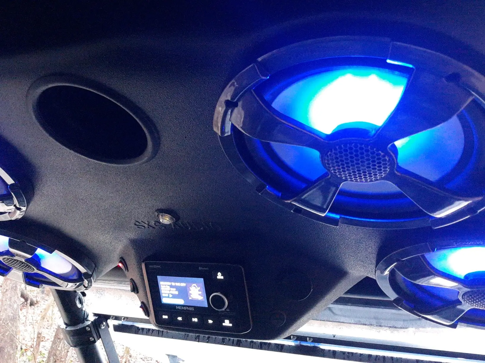 XP PRO 4 FOUR SEATER - Image 4